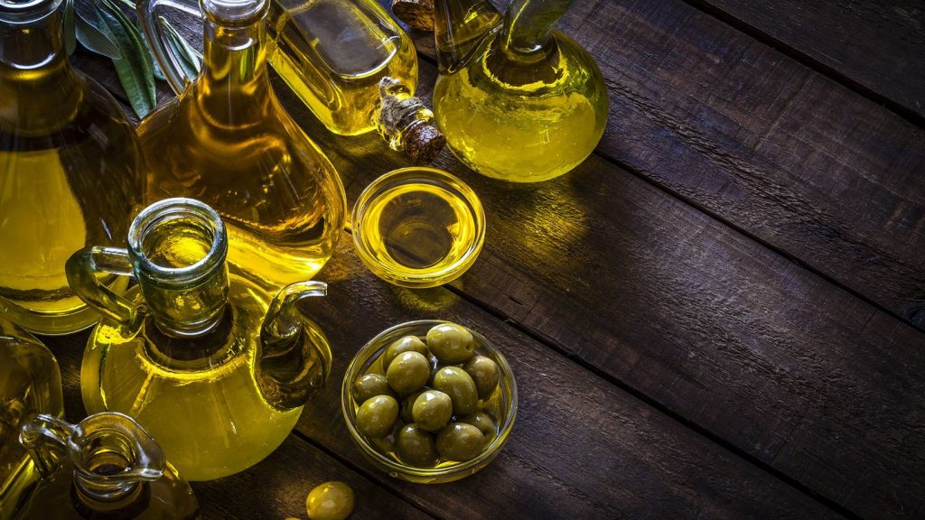 ¿Cómo se consigue el aceite de oliva virgen extra?