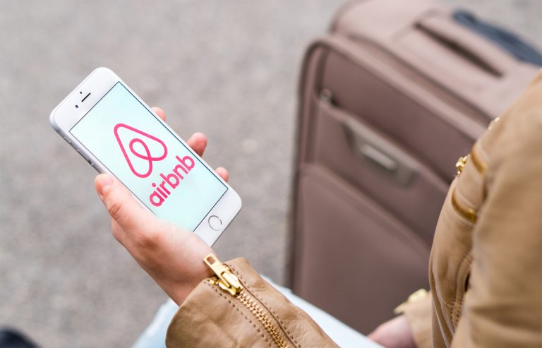 Unas inquilinas de Airbnb provocan la desesperación de su anfitriona: 