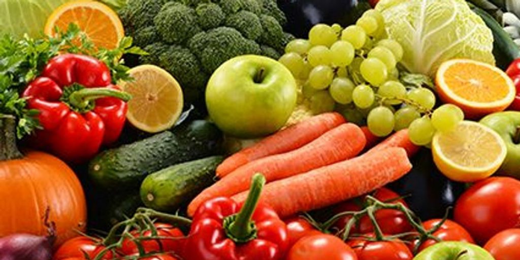 ¿Qué alimentos están relacionados con el cáncer de colon?