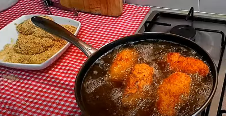 Alitas de pollo fritas el plato más sabroso y sencillo de hacer