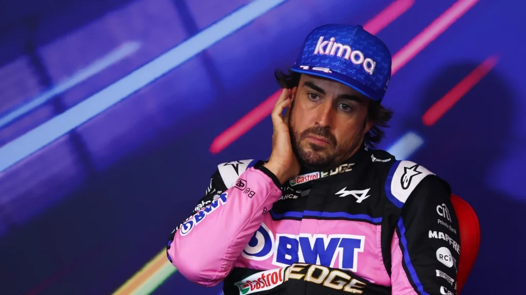 Alonso les dijo "ignorantes" 