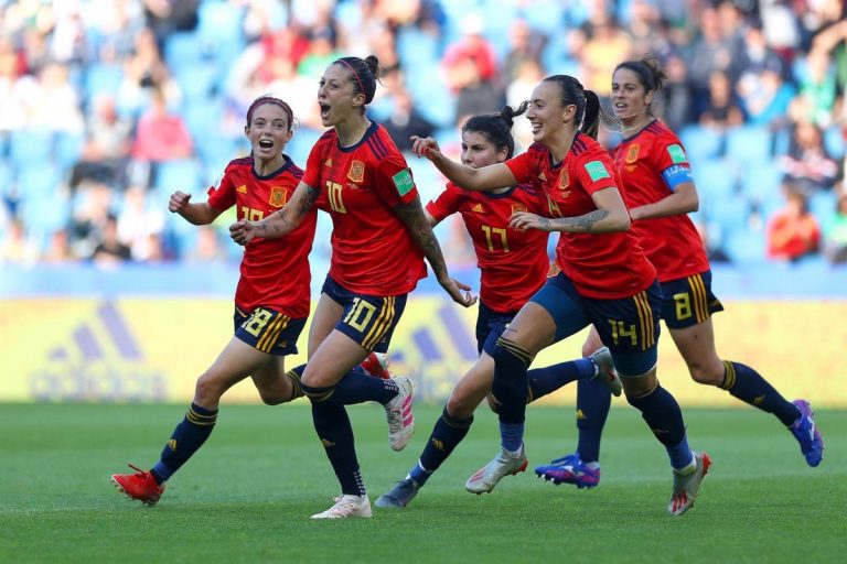 José Manuel Franco y la renuncia de las jugadoras: 