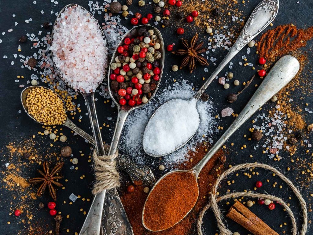 ¿Existen productos naturales que al usarlos sustituyen a la sal?