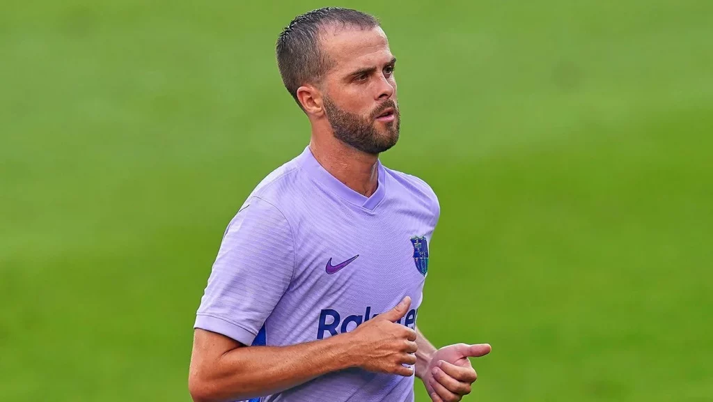 Miralem Pjanić se gana el no del Barcelona