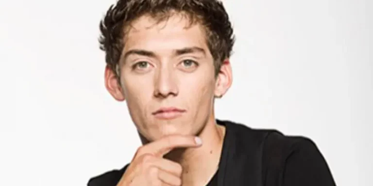 Operación Triunfo: el 'ganador' que se desnudaba por 1500 euros