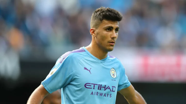 Rodri renueva con el City hasta el año 2027