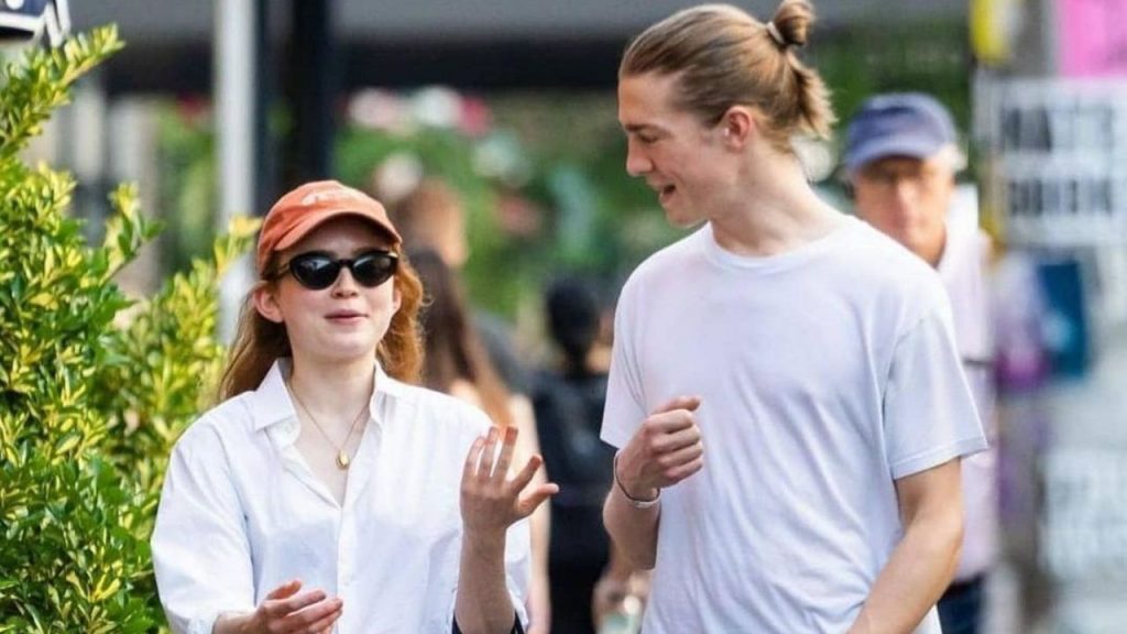 Sadie Sink y ¿Patrick Alwyn?