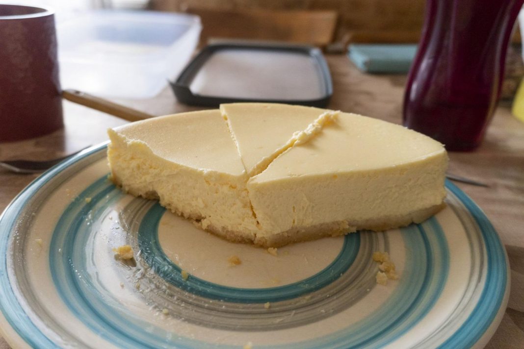 Tarta de queso los tres ingredientes imprescindibles para hacerla
