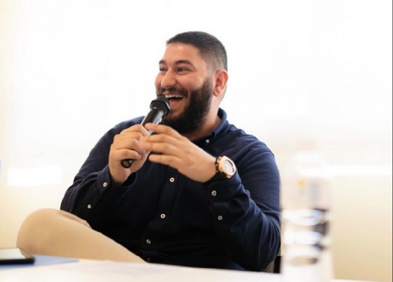 Alejandro Sánchez (Staynutri), el chef que lucha contra los TCA en Tiktok