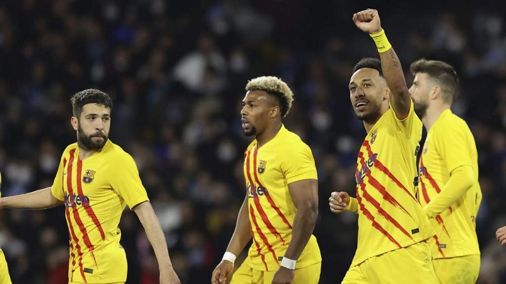 Xavi se "congratula" con su plantilla