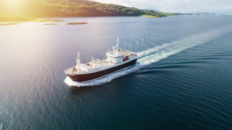 Mosquetones y ganchos de Nova Argonautica, los accesorios para embarcaciones