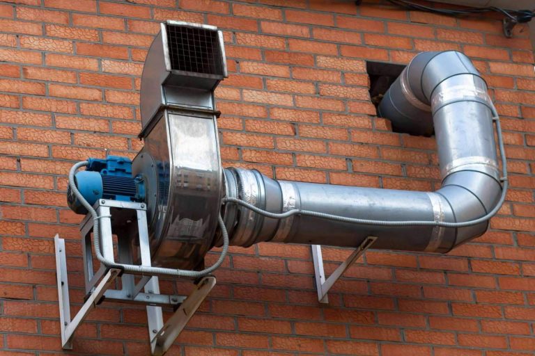 ¿Por qué es necesario limpiar los conductos verticales de las cocinas?, por Tecnigras