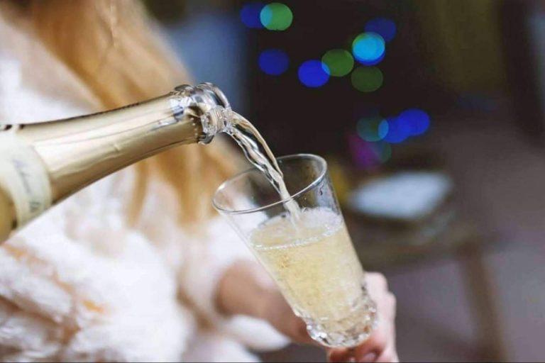 Razones por las que los frigoríficos de Poowercool son perfectos para los chiringuitos de playa