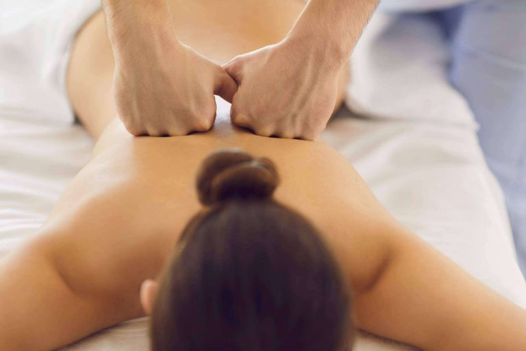 Cursos de quiromasaje en Vigo, Coruña, Pontevedra y Santiago acreditados