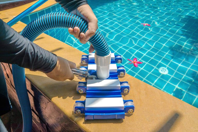Comprar limpiafondos eléctricos para piscina en Swimhome
