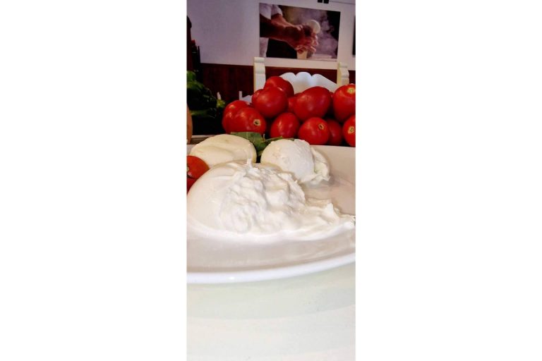 El servicio de comida a domicilio de Mozzarella & Basilico para disfrutar de la gastronomía italiana en casa