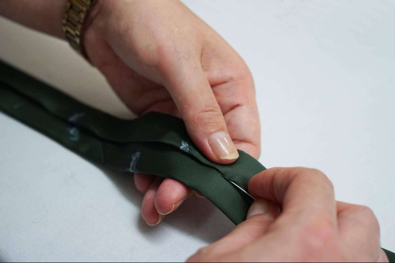 Corbata made in Utrera con ediciones limitadas, de la mano de Mate Brand