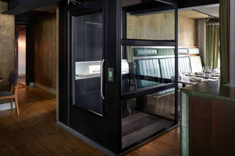 Aritco dispone de ascensores elegantes y funcionales para espacios públicos y comerciales