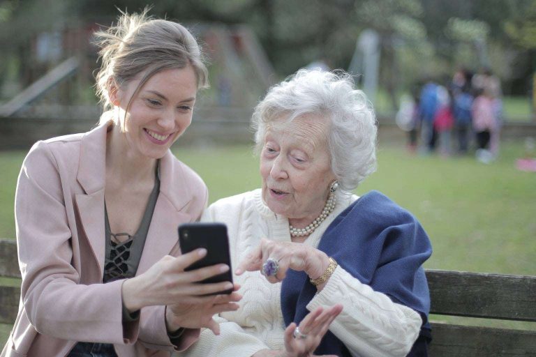 Los Premios Internacionales Marcas que Enamoran cuentan con la participación de más de 7.000 personas durante el primer mes de votación pública