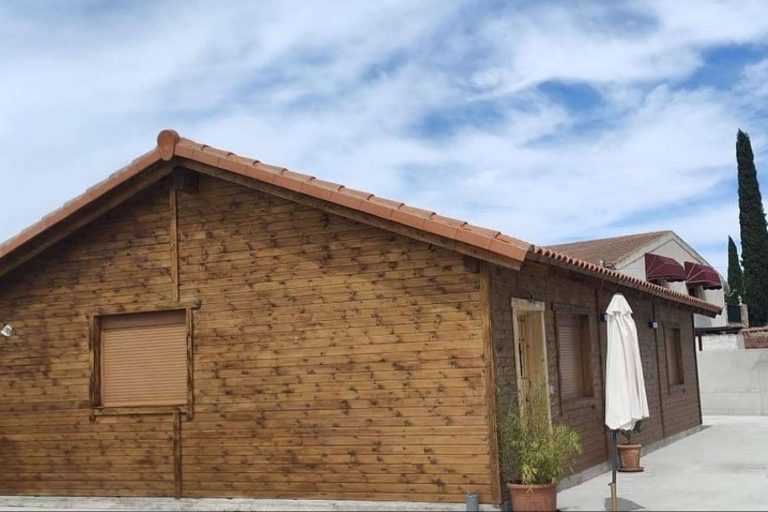 Las casas de madera, porches, pérgolas y cenadores de Grupo Delmader
