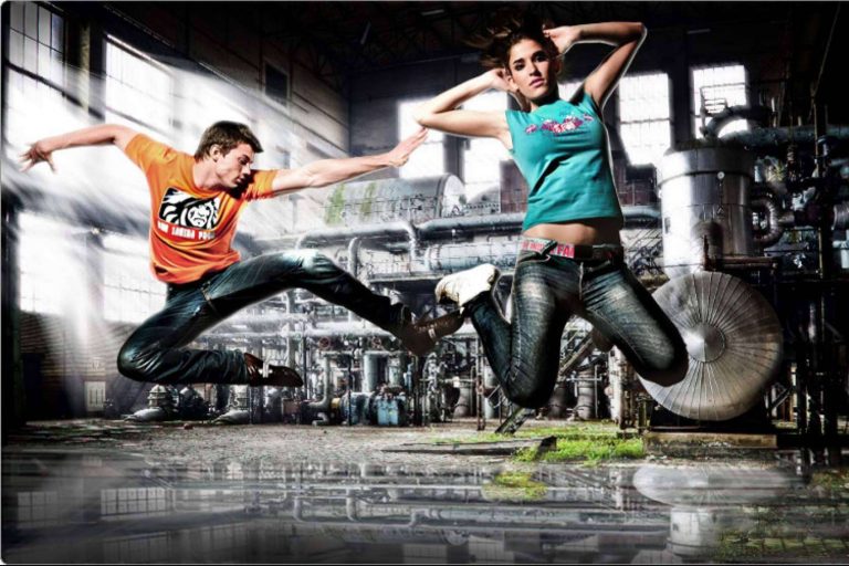 Las camisetas y gafas de sol de la marca The Indian Face triunfan en Chile