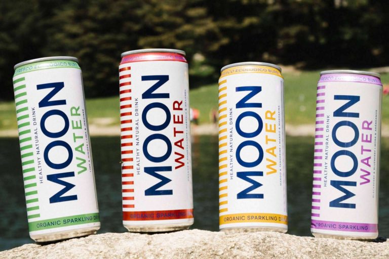 Refrescos saludables de MoonWater que revolucionan el mercado