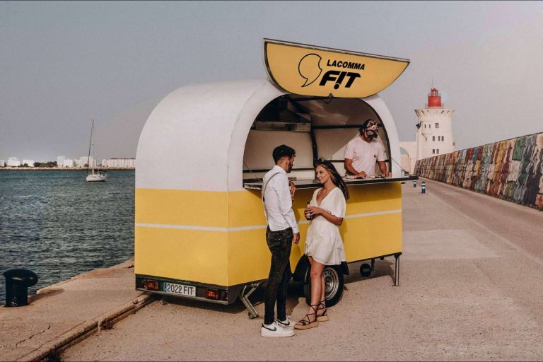 LACOMMA lanza su nuevo modelo de food truck, FIT