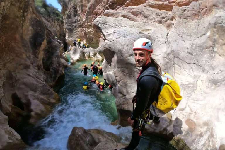 Rumbo Aventura ofrece actividades de barranquismo en la Sierra de Guara, el plan perfecto para los más aventureros