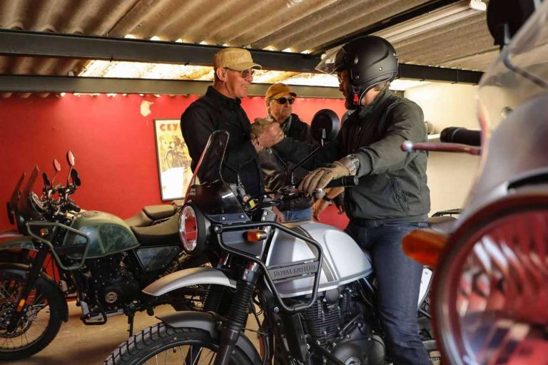 Himalayan Tours Mallorca ofrece alquiler de motos y rutas guiadas en Mallorca