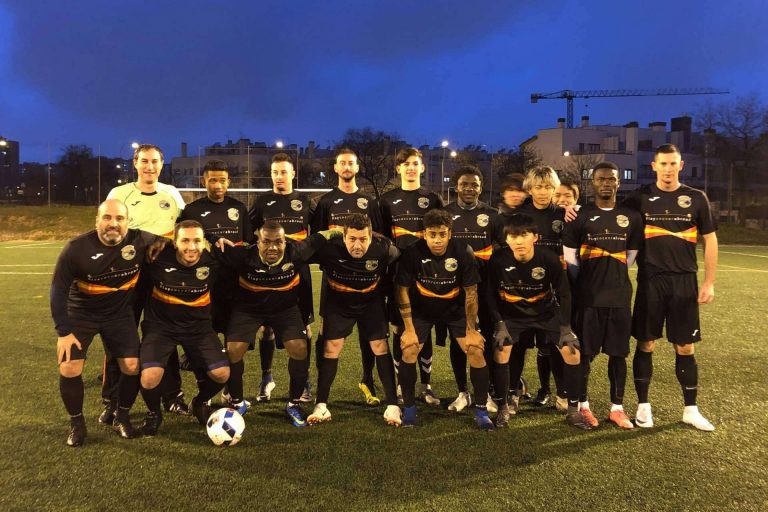 Vacaciones internacionales para disfrutar jugando al futbol en el extranjero