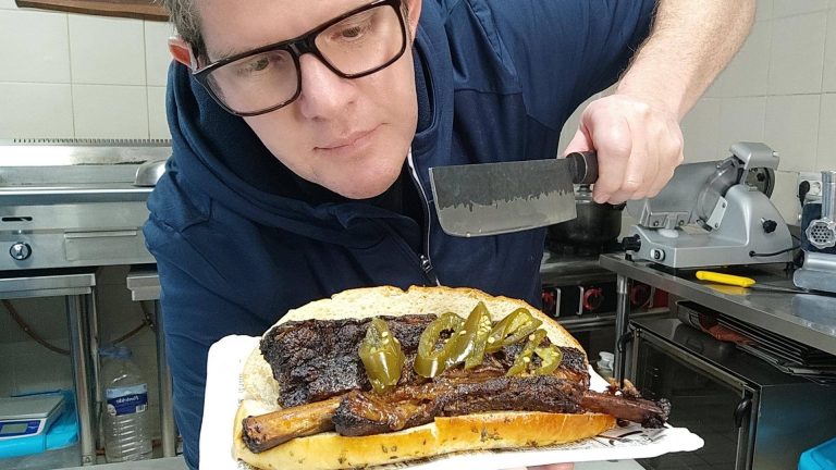 TriunfaBurguer explica qué se necesita para abrir un restaurante de hamburguesas