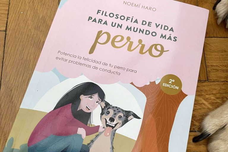 Filosofía de vida para un mundo más perro, el nuevo libro de Noemí Haro que trata los cuidados del perro senior
