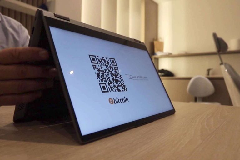 El grupo de clínicas dentales Dental Catalunya acepta Bitcoin