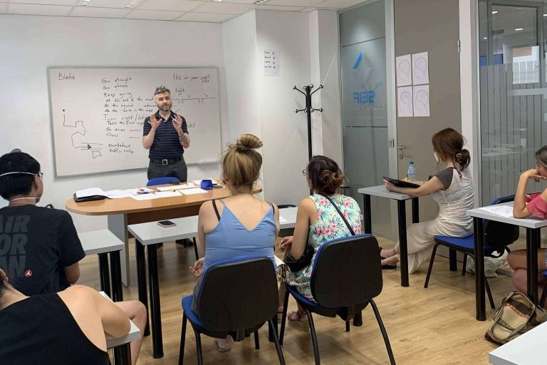 Seif English Academy y sus cursos de inglés en fines de semana