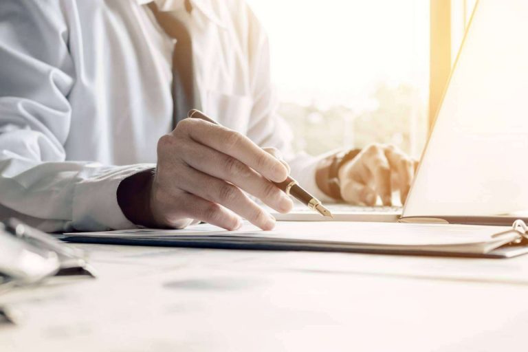 Reemplazar el CD para entregar imágenes médicas al paciente con Idonia