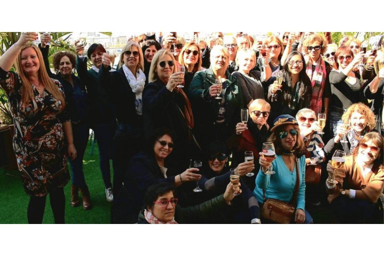 La agencia de viajes online para mujeres Concédete Deseos, pionera en encuentros presenciales y eventos, celebra 4 años