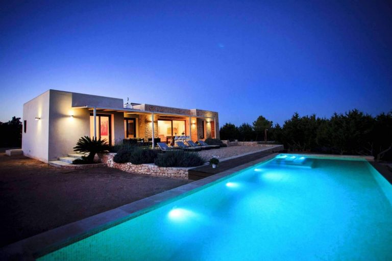 Descuentos y beneficios únicos para vacaciones en Formentera