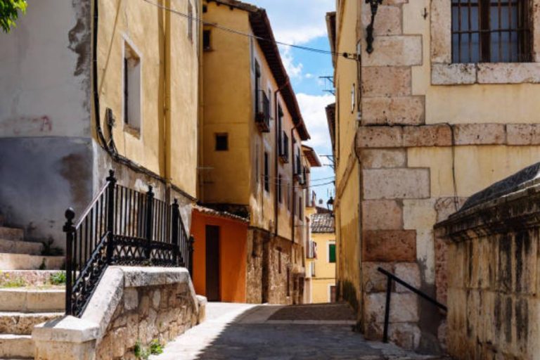 El pueblo a menos de una hora de Madrid con el paisaje más bonito que has visto