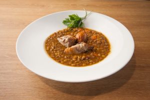 Lentejas con costillas verano