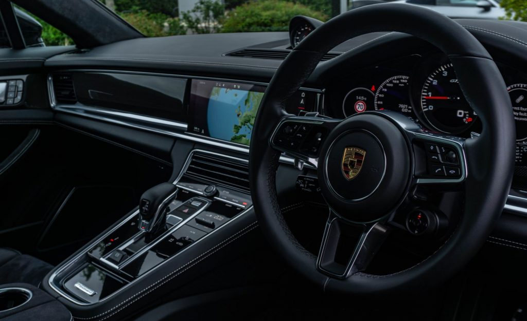 Los fallos por los que no pasan la ITV los coches de Madrid