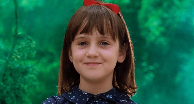 Reseñas periodísticas que arruinarán tus películas favoritas