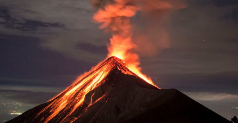 'Boom' del turismo de volcanes tras la Cumbre Vieja: te recomendamos estos 10