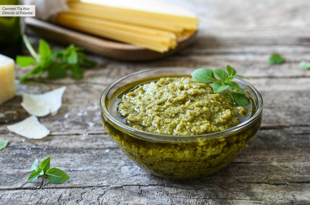 Pesto casero: así se hace para que te salga como de restaurante 52 Hacer una salsa pesto en nuestro hogar