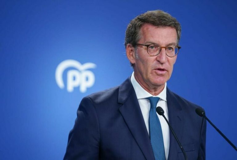Feijóo propone un plan de ahorro energético que afecte al sector público y recupere la oferta nuclear y térmica