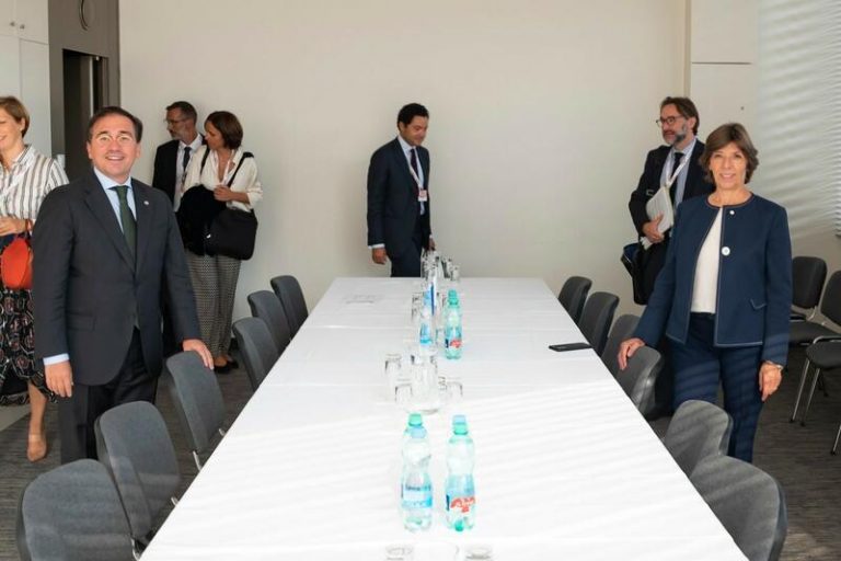 Albares confirma que Francia está analizando la opción del Midcat