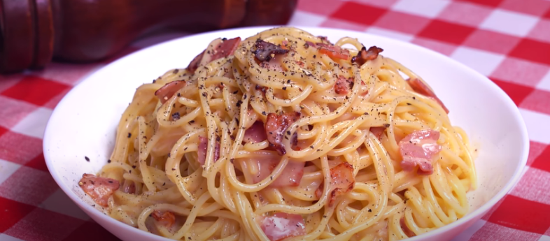 Así se hacen los auténticos espaguetis a la carbonara