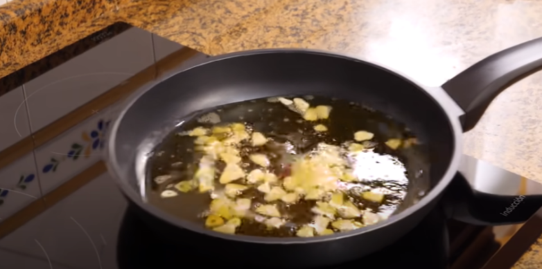 ajo y guindilla