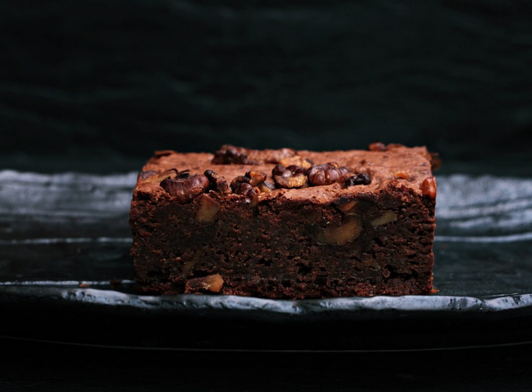 Brownie de miel dale un toque dulce a un bizcocho tentador
