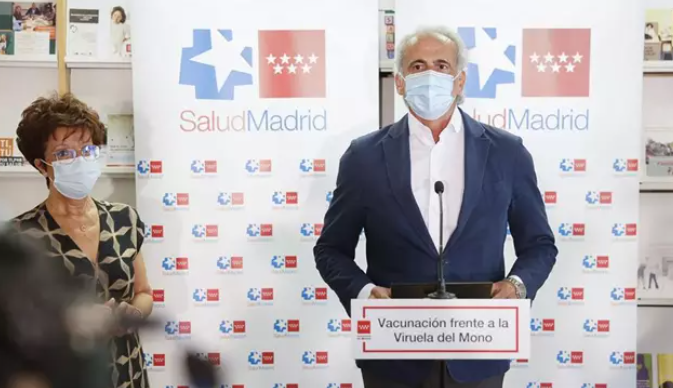 Escudero defiende la atención telemática del Hospital Villalba a una paciente en urgencias: 