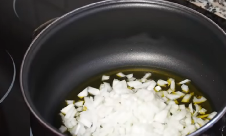 Carne de cerdo en salsa el clásico español que siempre gusta